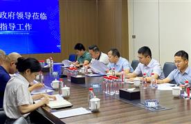 长沙县委、县政府高度关注中小企业的生存发展,县委常委、县纪委书记刘重带队实地走访调研